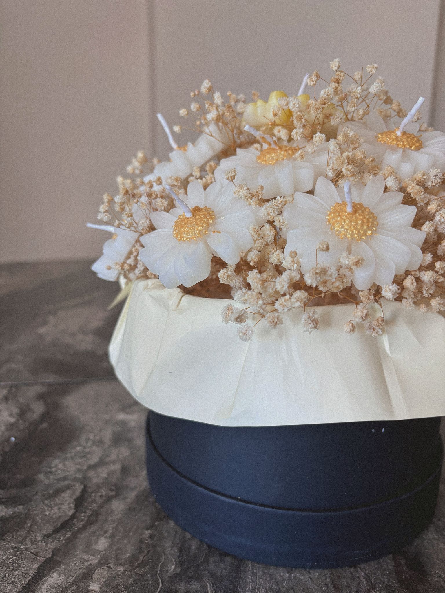 Beyaz Papatya Mum Buketi