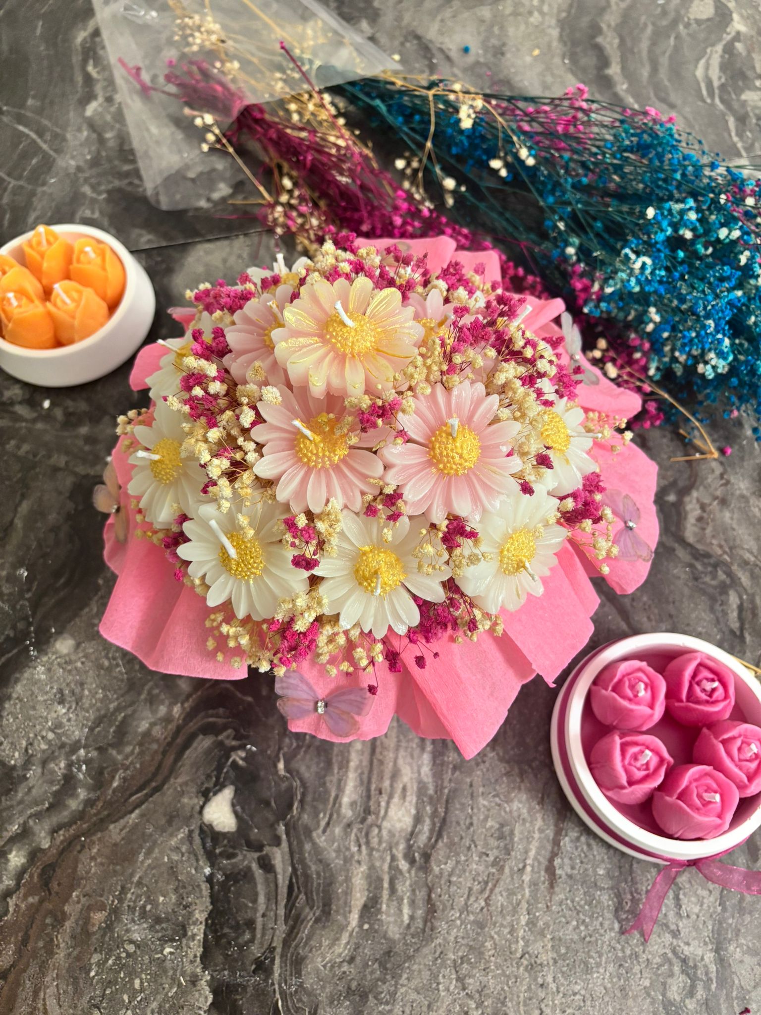 Pembe Beyaz Papatya Buketi