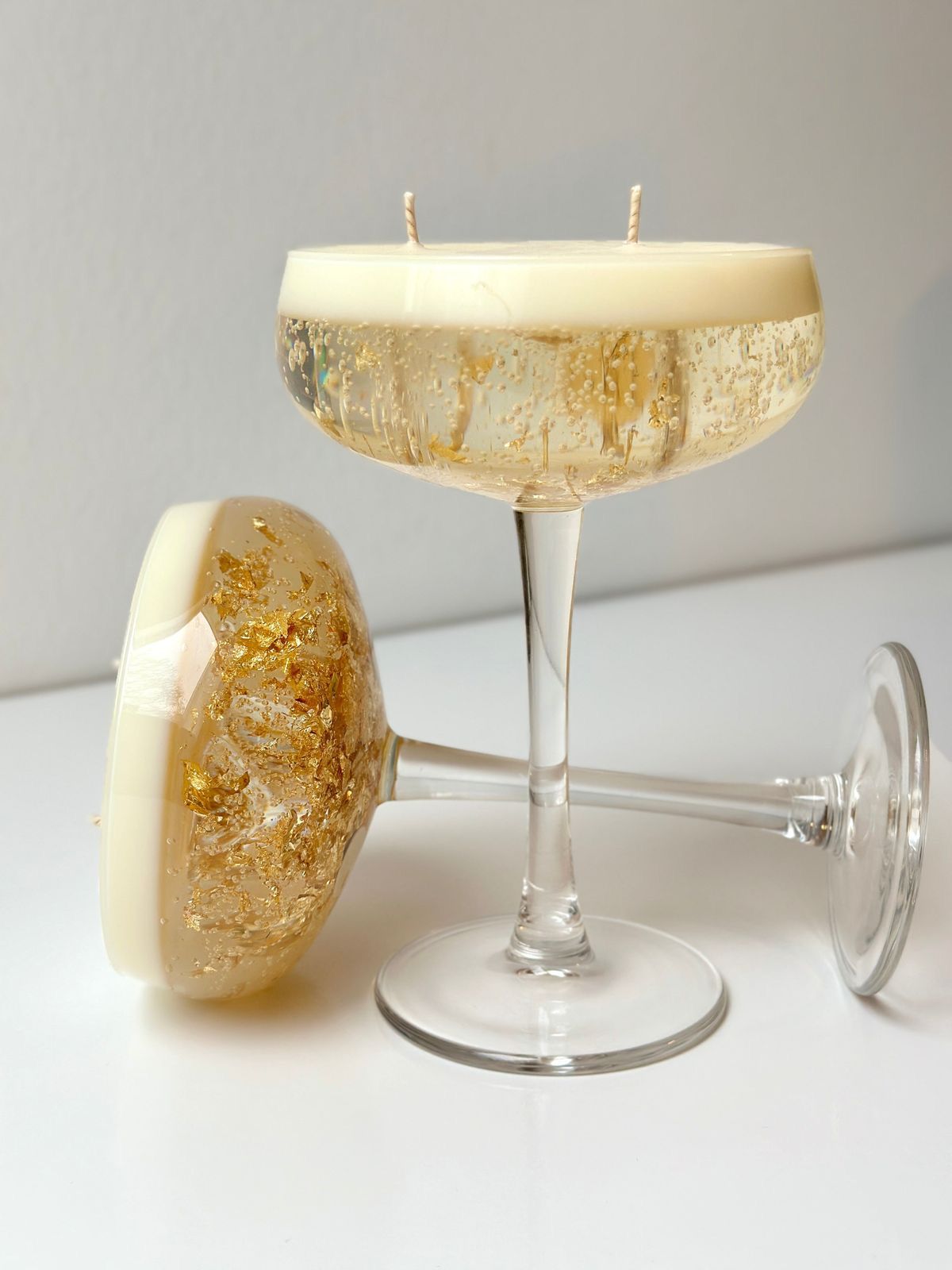 Altın Parçacıklı Kadeh Mum